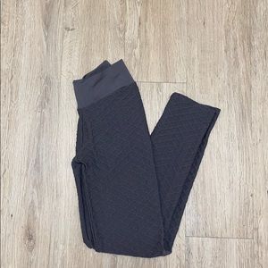 Hellat scrunch leggings